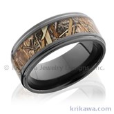 Camouflage wedding bands and rings