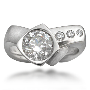 Modern Engagement Ring 