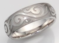 Eternity Leaf Men's Band Domed with Scalloped Edges