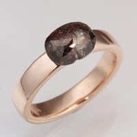 rose gold band with raw diamond