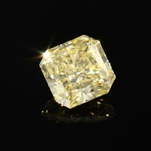 lab created yellow diamond