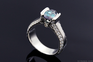 Modern Juicy Liquer Engagement Ring with Oval Color Change Alexandrite