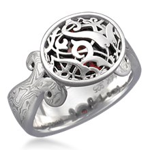 Capped Queen's Engagment Ring