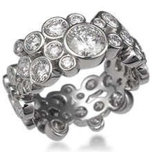 Scattered Bezel Diamond Wedding Band