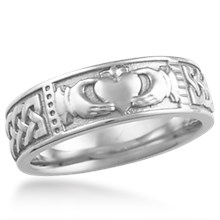 Claddagh Wedding Band