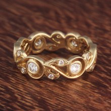 Gold Vine & Leaf Size 4.5