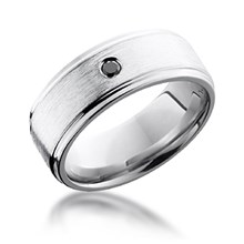 Stepped Edge Band with Diamond