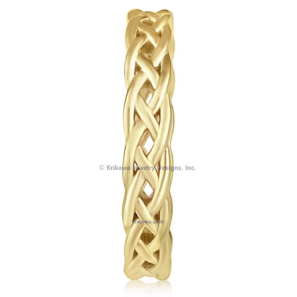 Sculptural Celtic Knot Band In 18K Yellow Gold