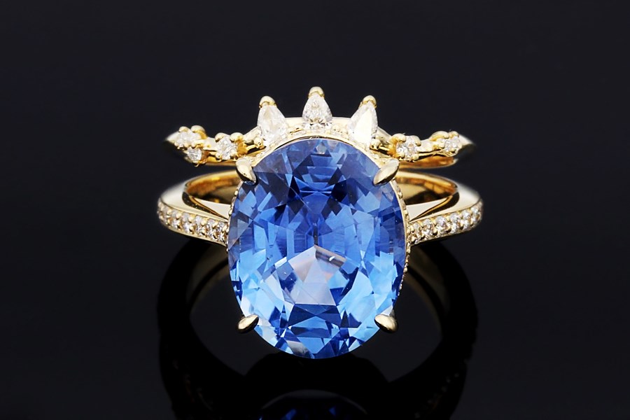 Raindrop Dazzle Engagement Ring