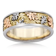 Tricolor Oak Leaf Wedding Band - top view