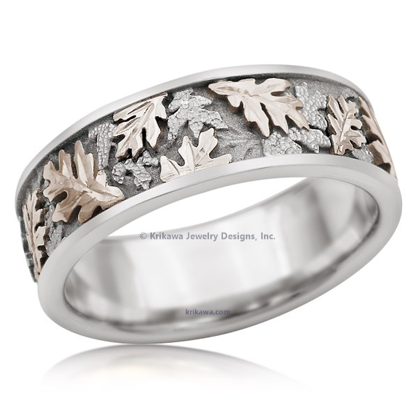 Capture that special time of year and keep it with you forever with this triple-tone oak leaf wedding band.
