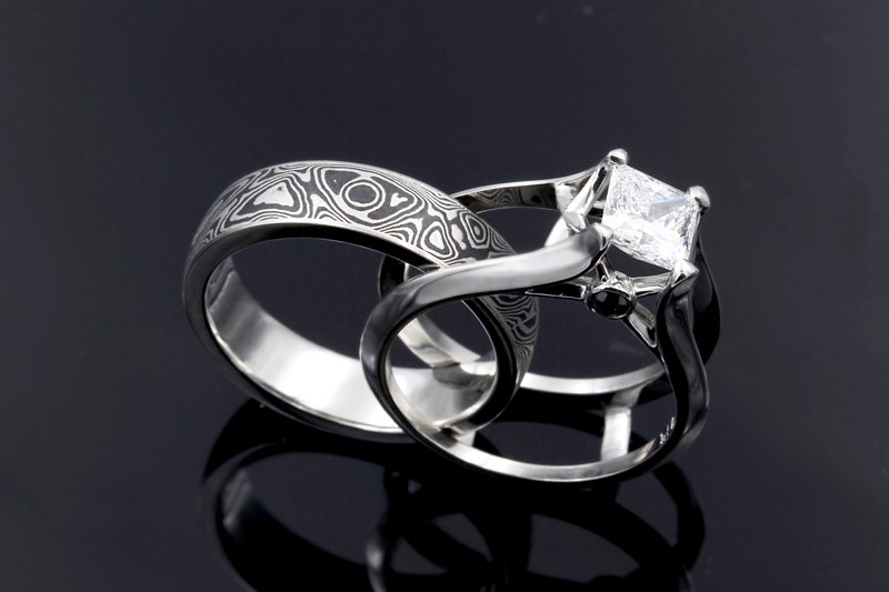 Juicy Light Scaffold Engagement Ring