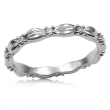 Garden Trellis Leaf Wedding Band