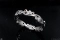 Poppy Curl Wedding Band