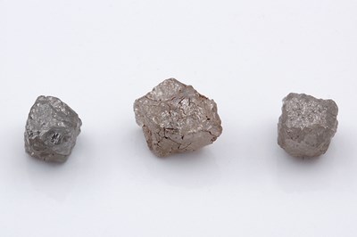 3 Raw Diamonds Comparison