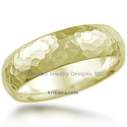 Hammered Wedding Band in 18k Green Gold