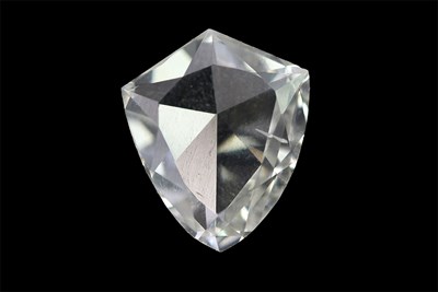 shield shape diamond