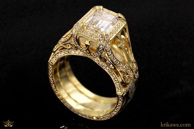 Belle Epoque Scaffold Engagement Ring in 18k yellow gold with lab-grown diamond