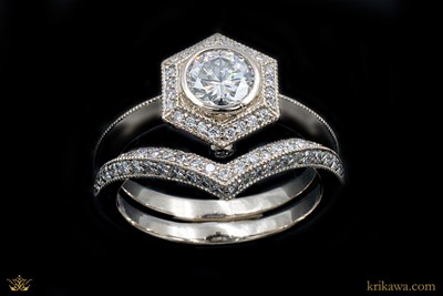 Contoured Vintage Wedding Band in platinum with lab-grown diamonds