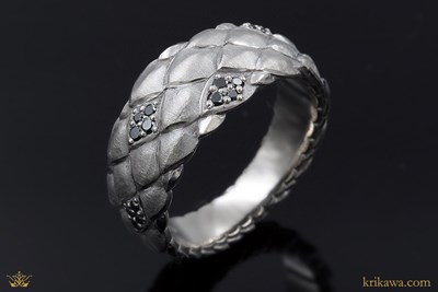Diamond Dragon Scales Wedding Band in platinum with black diamonds