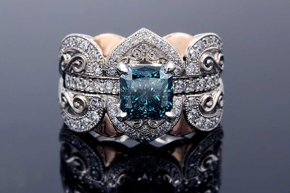 Luxury Blue Diamond in Engagement Ring