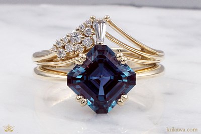 Custom Cluster Vintage Wedding Band in 14k yellow gold with lab-grown diamonds