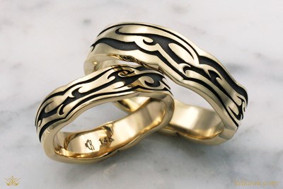 Tribal Eternity Band Wedding Ring Set in 14k Yellow Gold